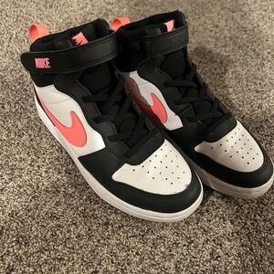 Nike Court Borough Mid 2 - Black/Pink/White - size 3Y - Perfect Condition